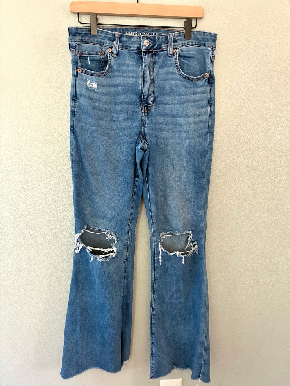 American Eagle Kick Flare Jeans Women’s 12 High Rise Distressed Raw Hem Blue